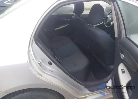 2010 Toyota Corolla S из США, поврежденный, VIN 2T1BU4EE7AC366585